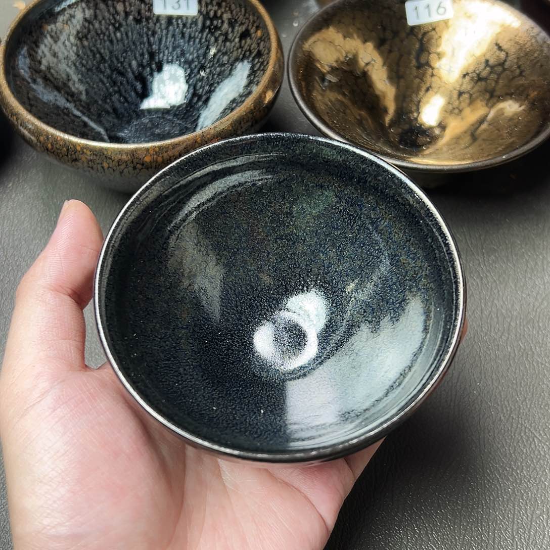 茶盏我想去买东西呢没买呢今天