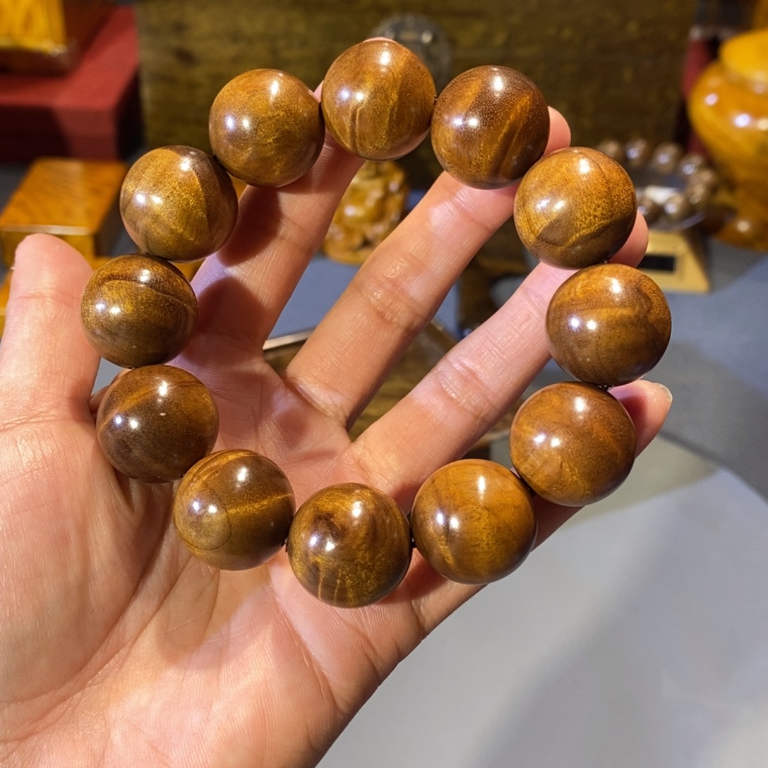 迷***明楠木金丝楠木小叶桢楠2.0手串