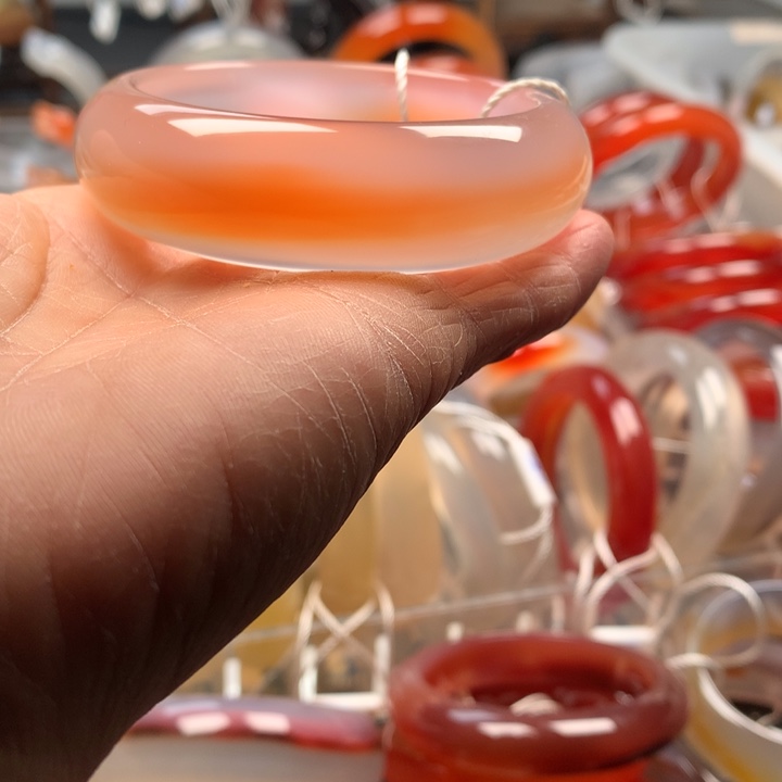 玛瑙/玉髓未镶嵌手镯