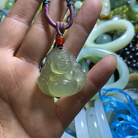 岫玉颈饰未镶嵌挂件