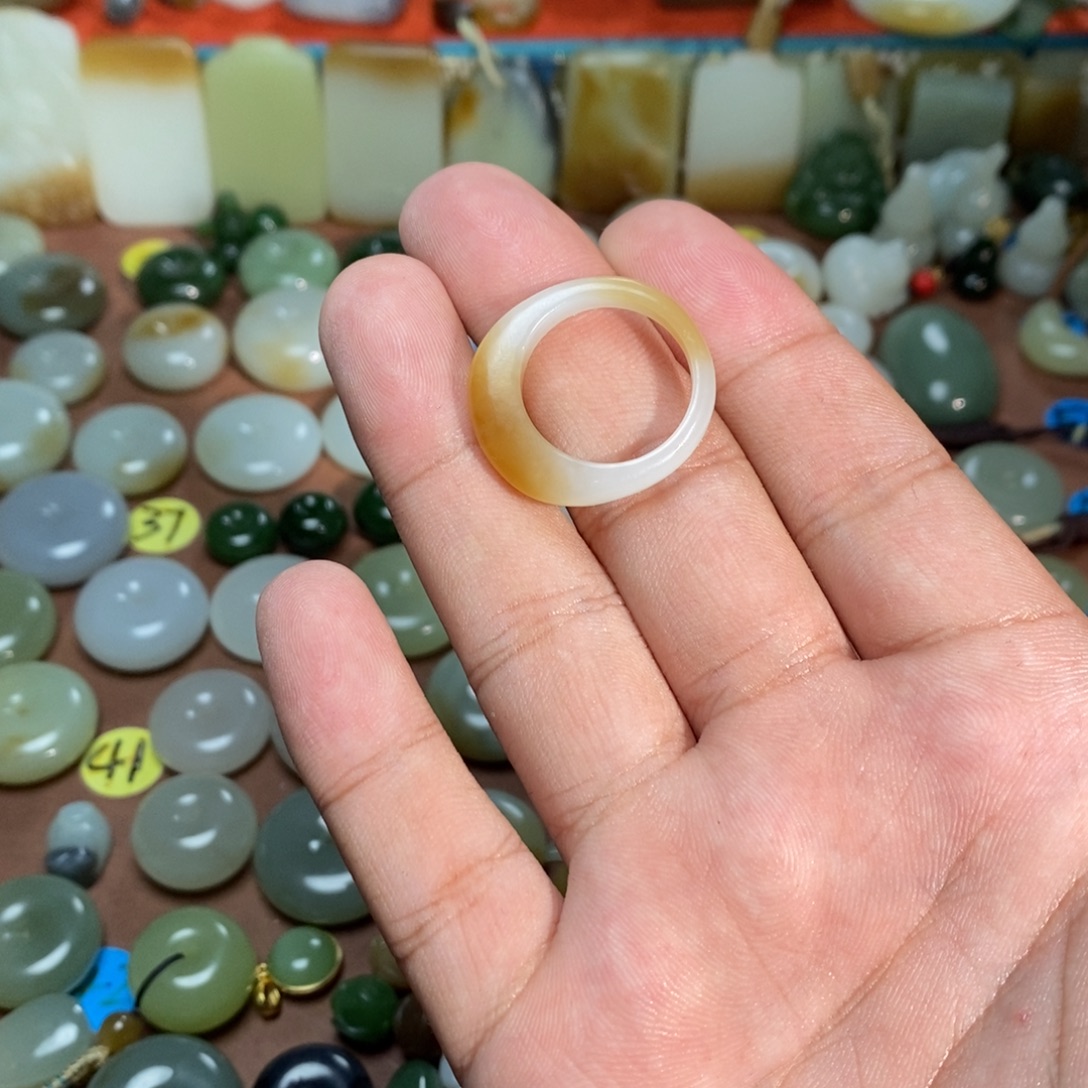 C****和田玉未镶嵌吊坠(不含链)