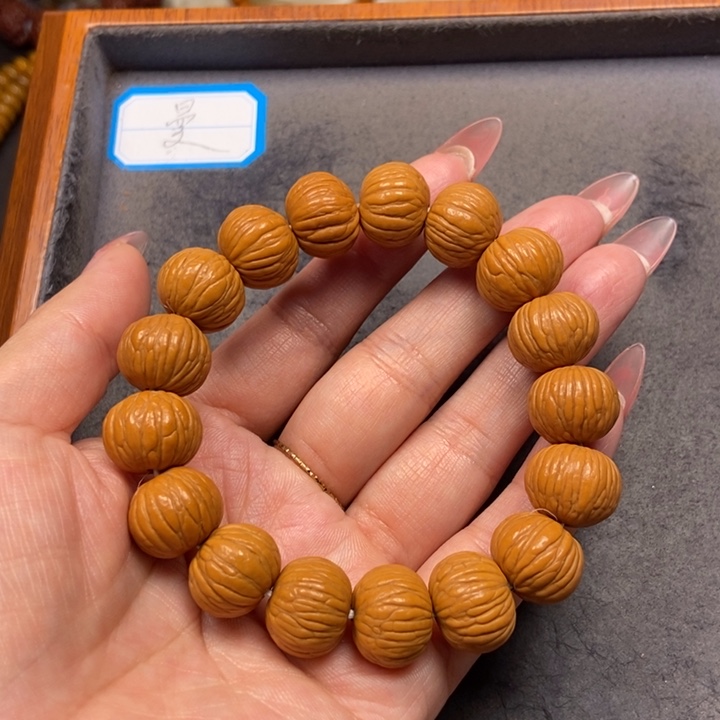 猴头核桃吊坠菩提