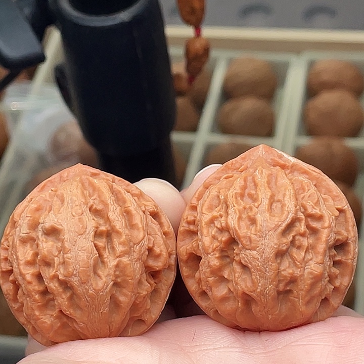 把件文玩核桃野生灯笼