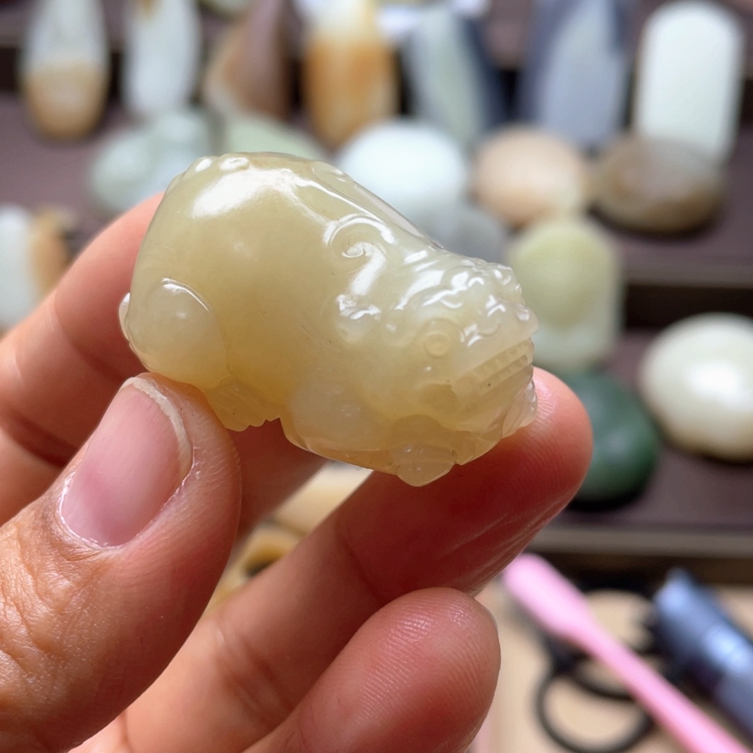 颈饰未镶嵌和田玉