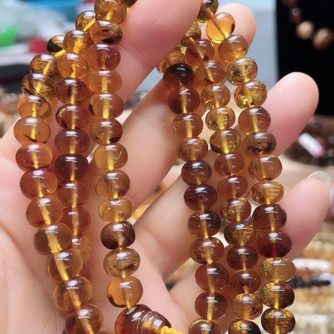 琥珀裸石未镶嵌八