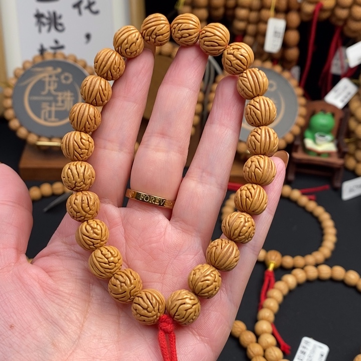 桃核手串古川大肠边尺11.5抛光尺寸误差0.5mm之间