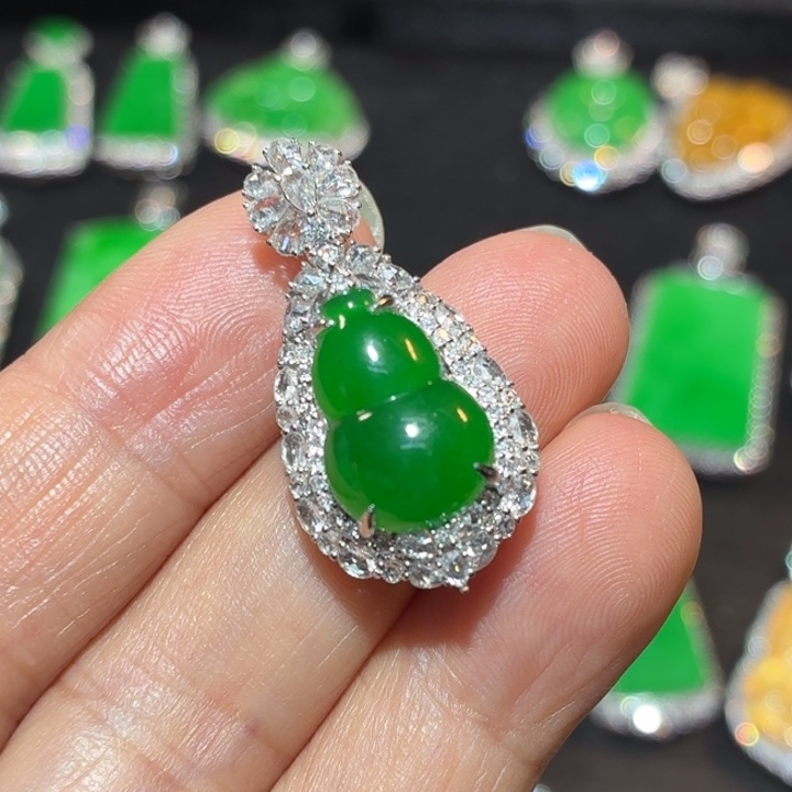 翡翠18K金镶嵌吊坠(不含链)翡翠