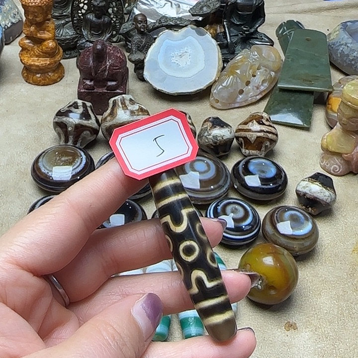 玛瑙/玉髓未镶嵌珠宝半成品5