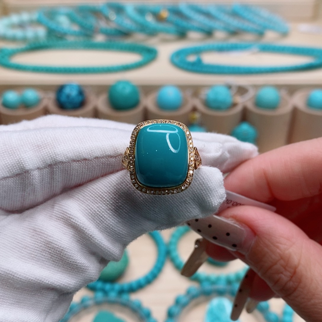 绿松石珠宝奇石18K金镶嵌