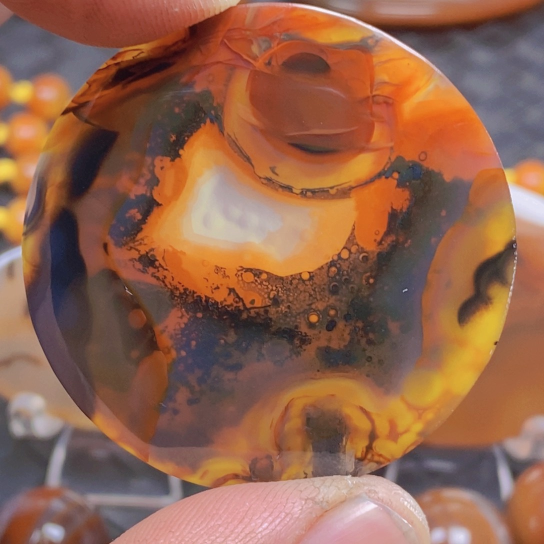 玛瑙/玉髓颈饰未镶嵌