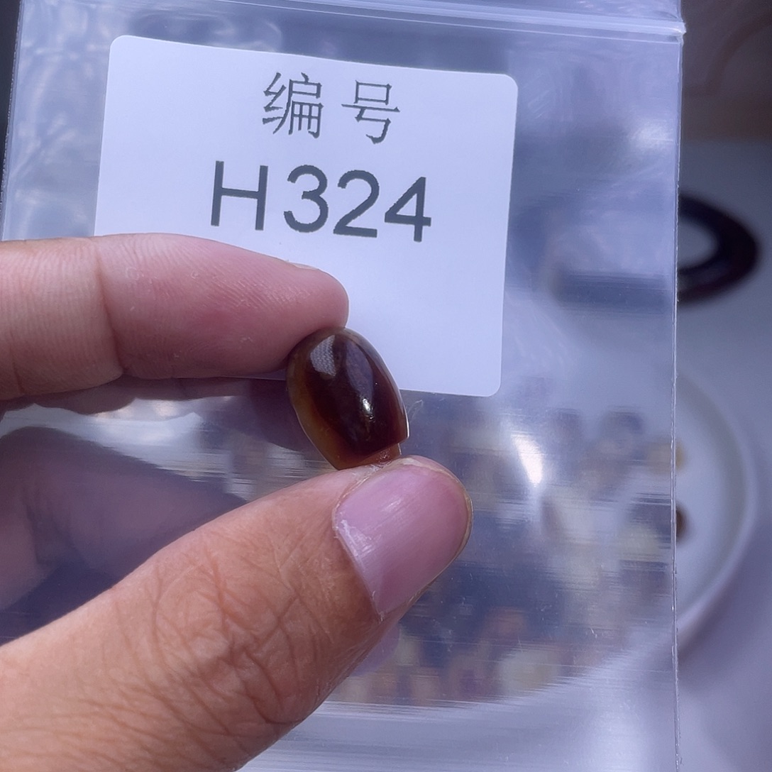 琥珀未镶嵌裸石蜜蜡