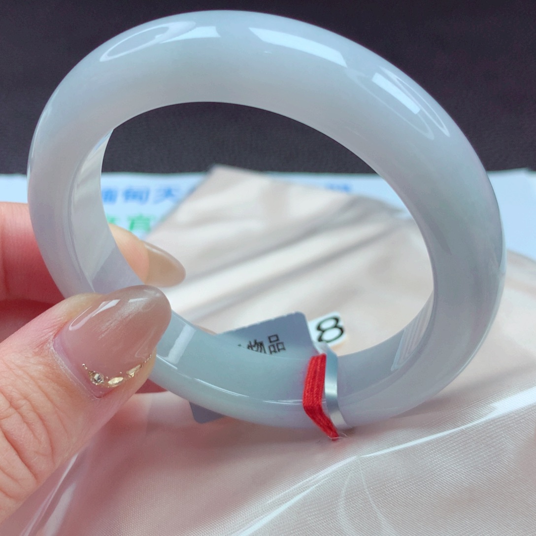 翡翠手镯未镶嵌手镯88