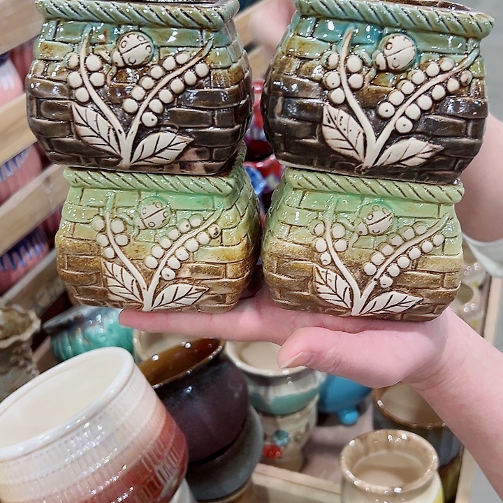 有孔.凑满10元发货多肉陶瓷花盆！