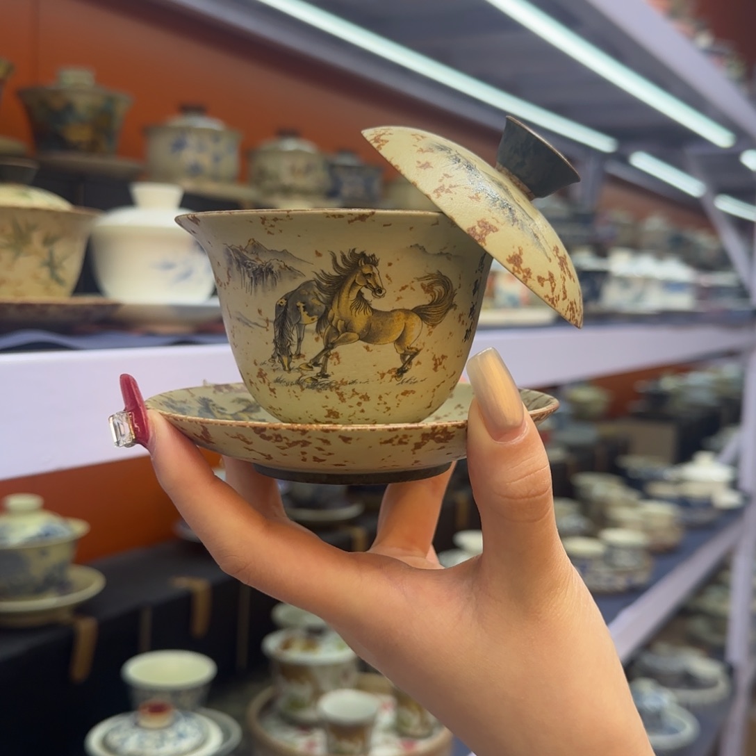 我在外面吃饭呢你在哪了我