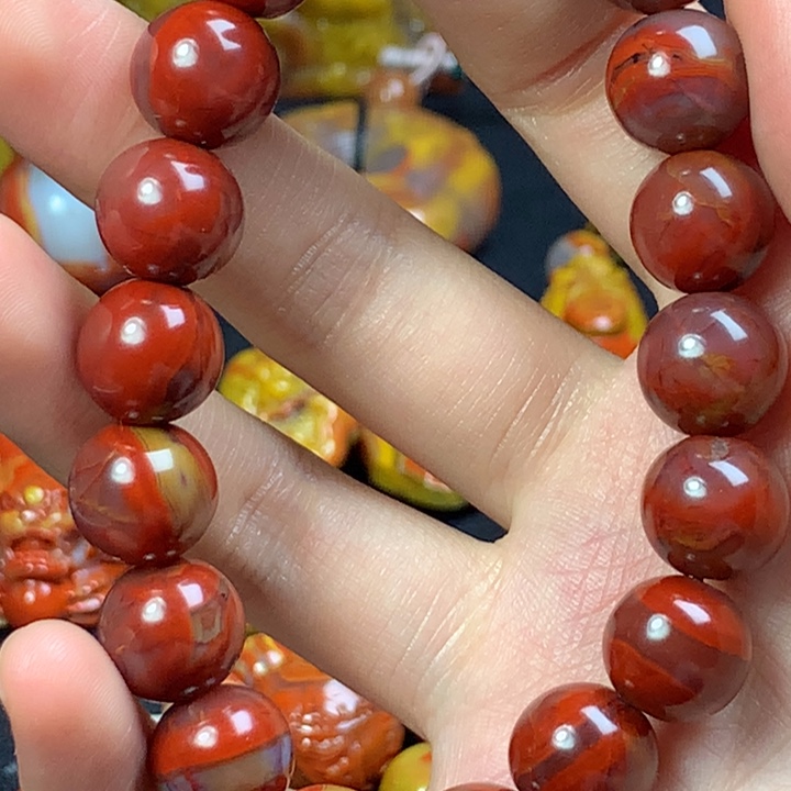 曹***俗玛瑙/玉髓未镶嵌手串