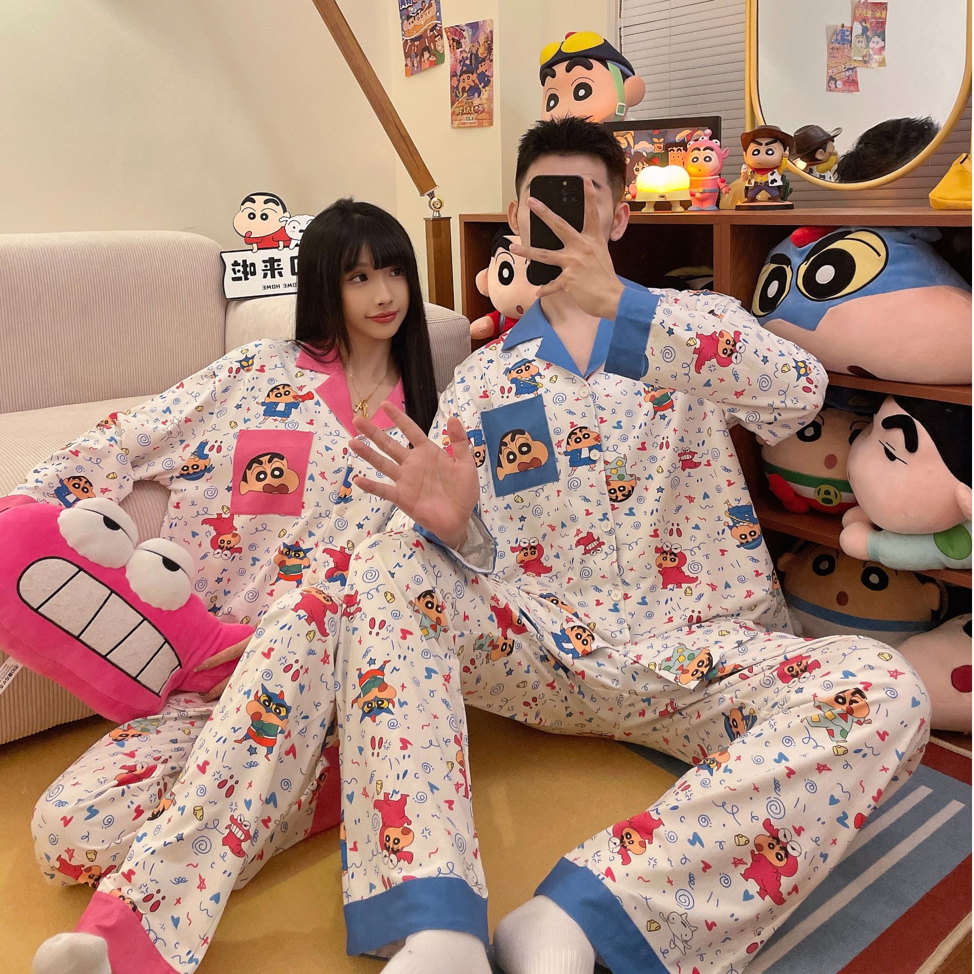 奥美诗嘉蜡笔小新联名情侣睡衣女春秋薄款卡通印花长袖纯棉家居服