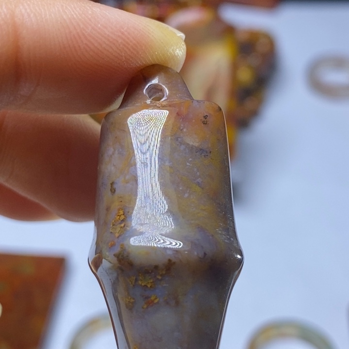 玛瑙/玉髓颈饰未镶嵌