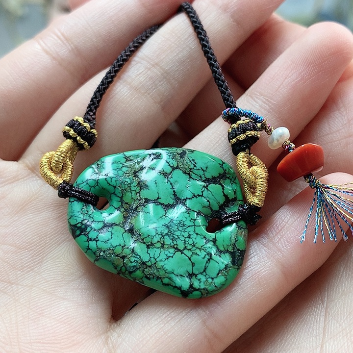 未镶嵌绿松石珠宝奇石