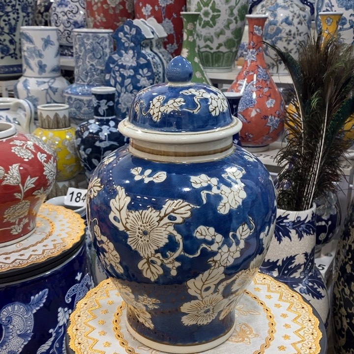 【闪购商品】摆件陶瓷将军罐摆件。。