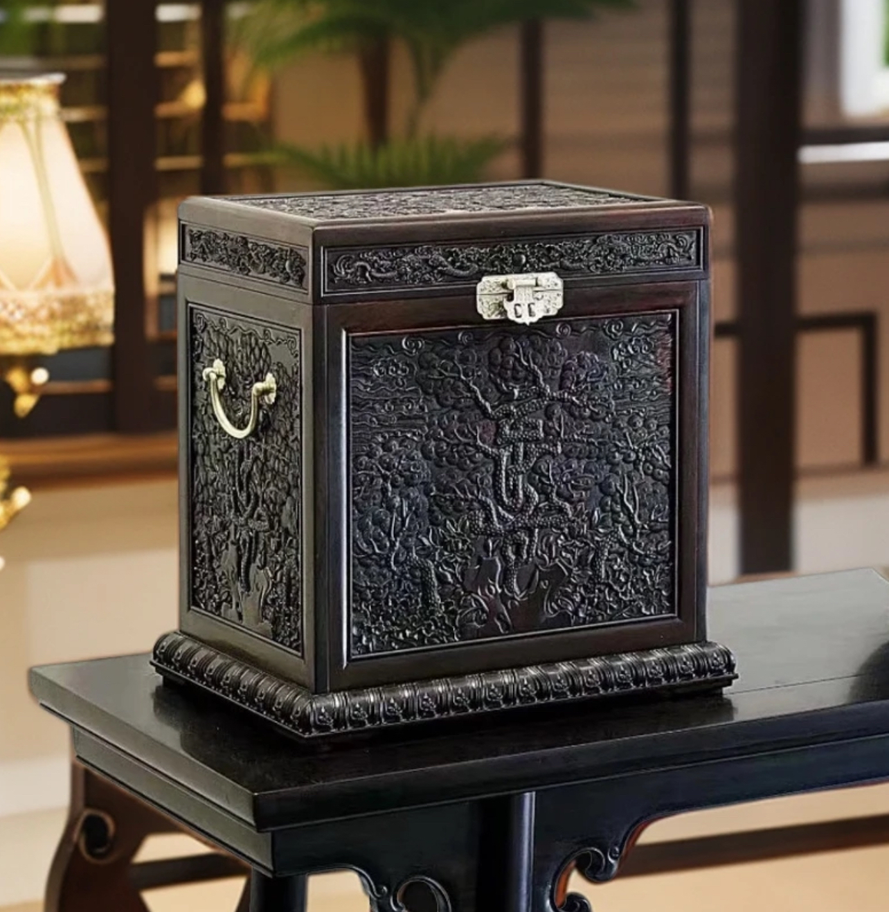 红酸枝复刻.明嘉靖.松寿云龙箱