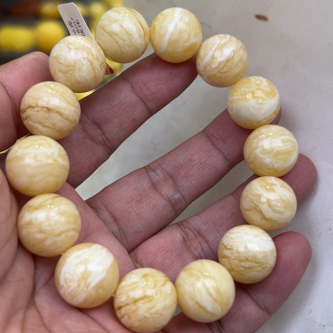 【闪购商品】琥珀裸石未镶嵌16➕36克