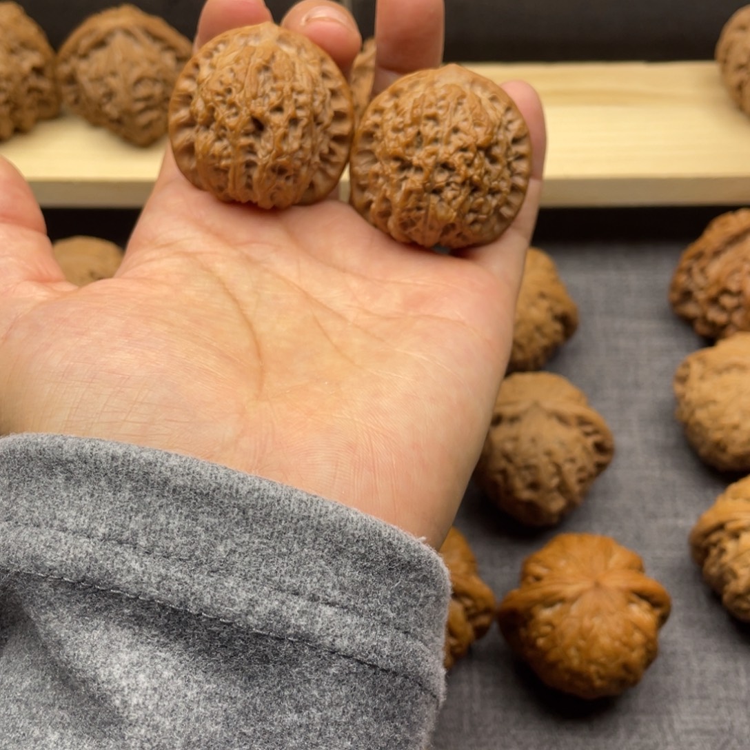 把件文玩核桃血麒麟36