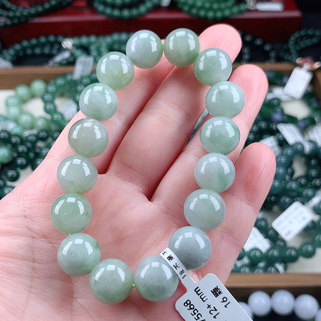 翡翠未镶嵌毛衣链