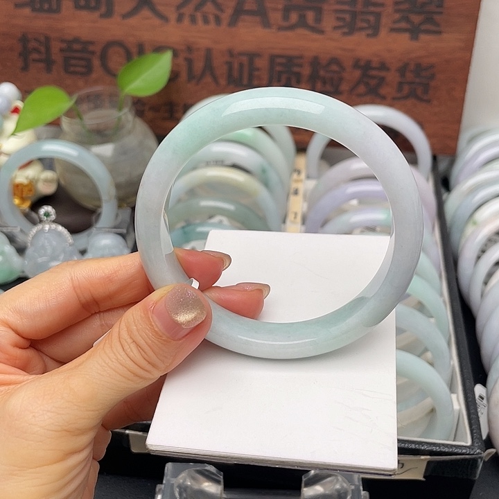 翡翠未镶嵌手镯62正圈