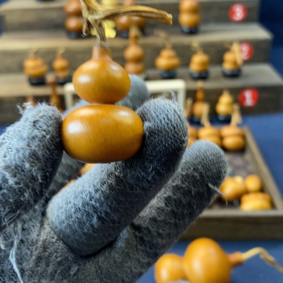 往***，葫芦头一条街全套专柜