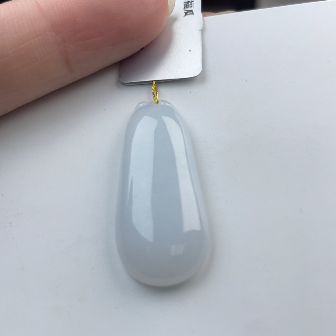 翡翠未镶嵌颈饰福瓜