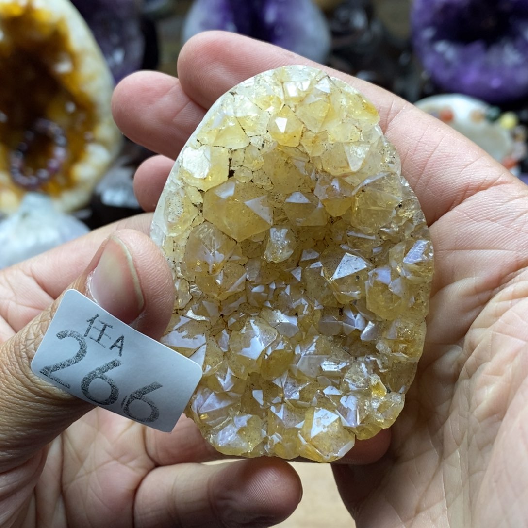未镶嵌大型摆件（非配饰）水晶