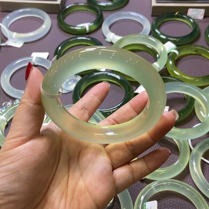 蛇纹石玉手镯58未镶嵌