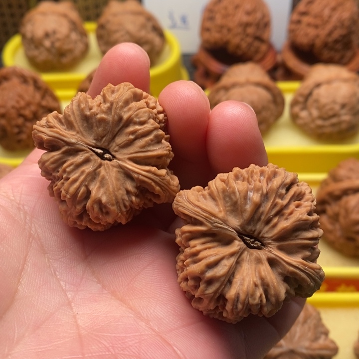 吊坠桃核南疆石38。。。。。。