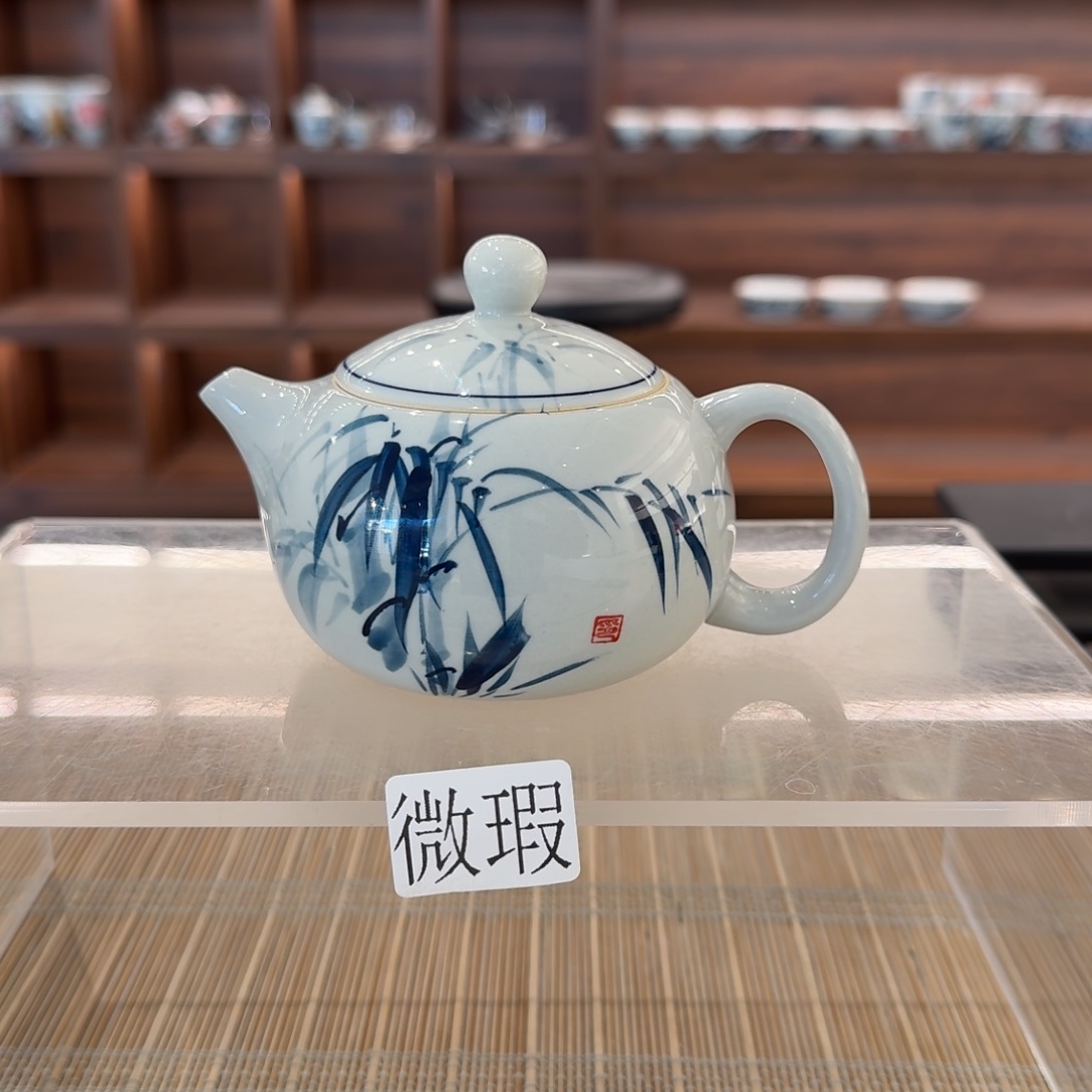 釉下手绘茶具微瑕