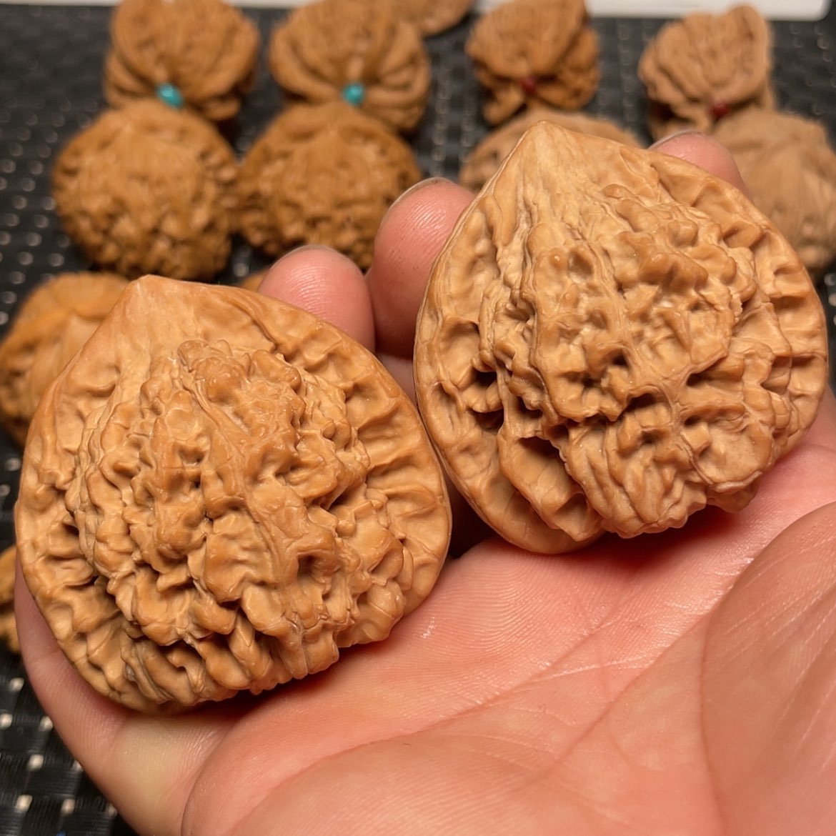 【闪购商品】文玩核桃把件48王勇官帽