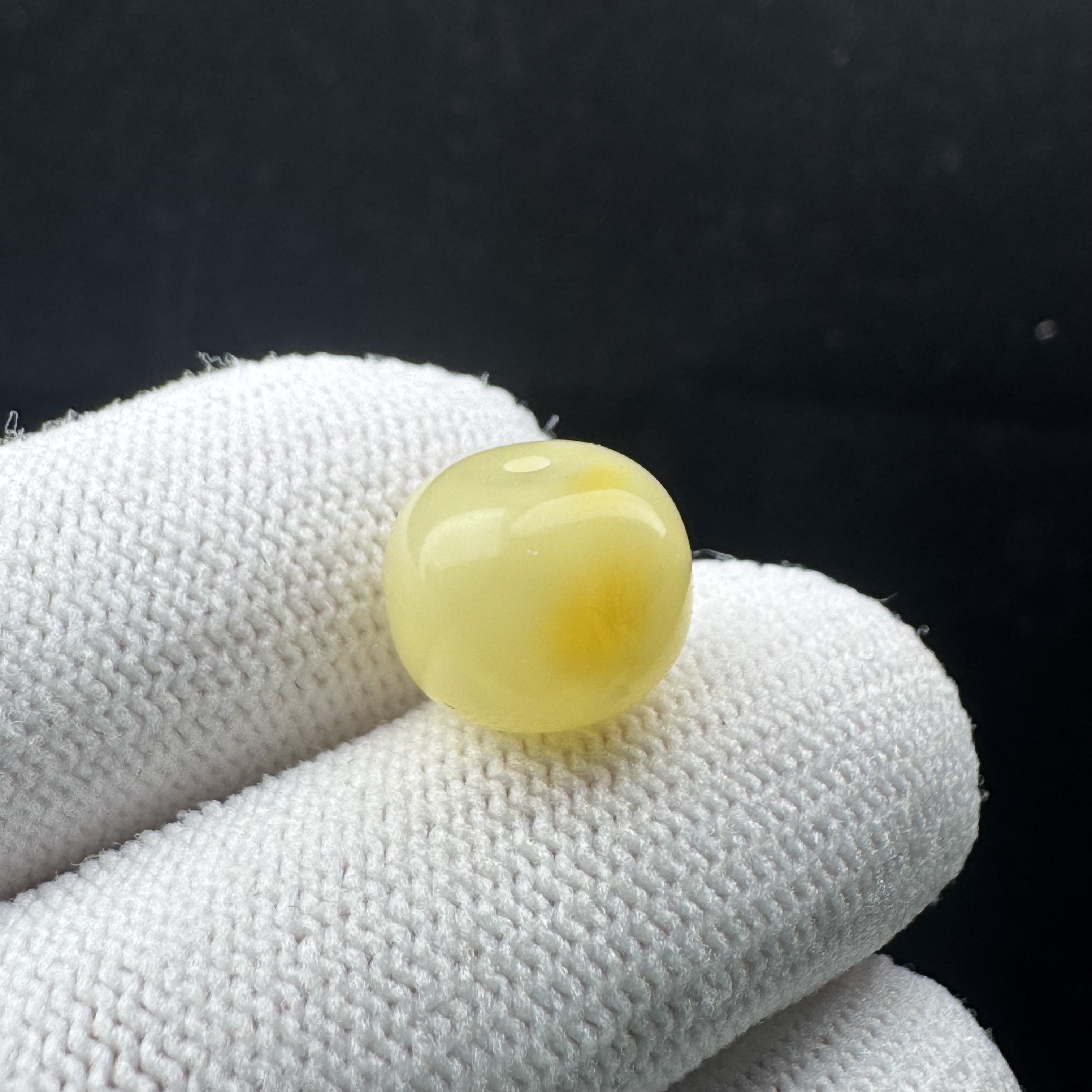 M2793天然原矿蜜蜡墩子12*9.7mm支持复检