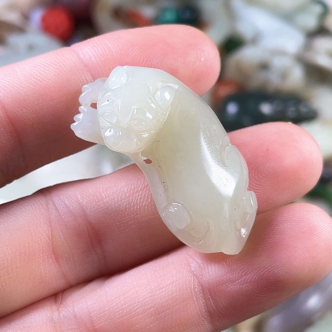 和田玉（糖玉）颈饰未镶嵌