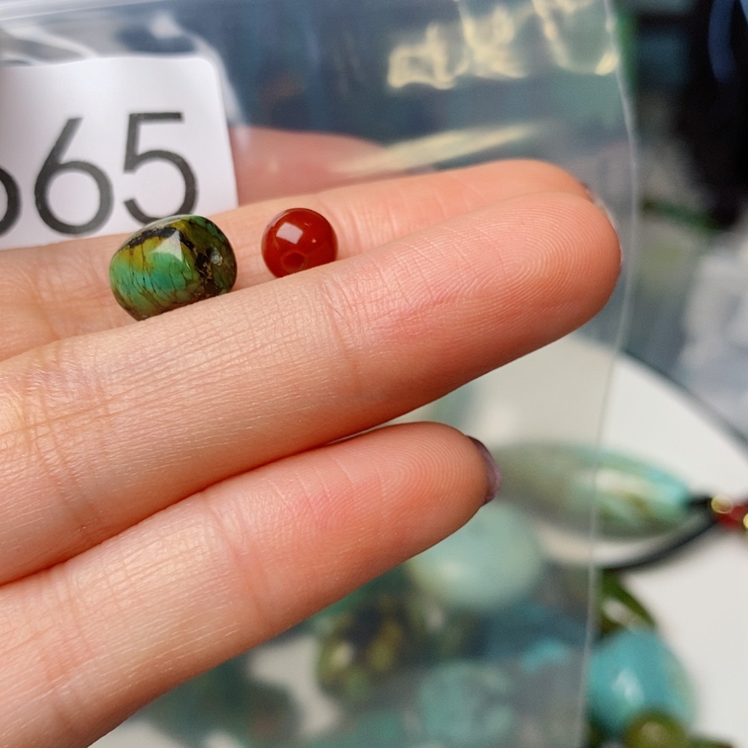 南红玛瑙未镶嵌珠宝奇石