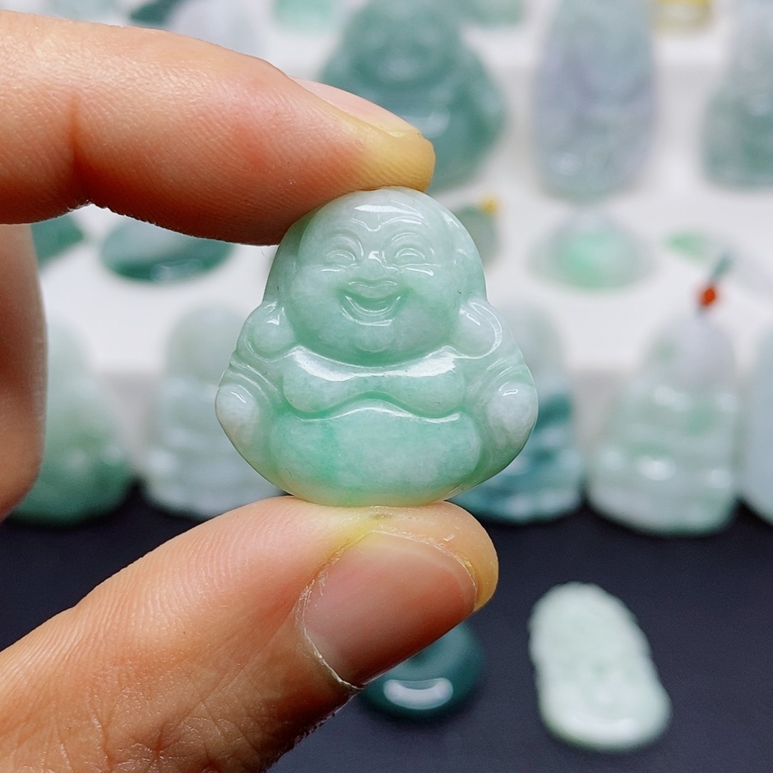 翡翠未镶嵌颈饰吊坠