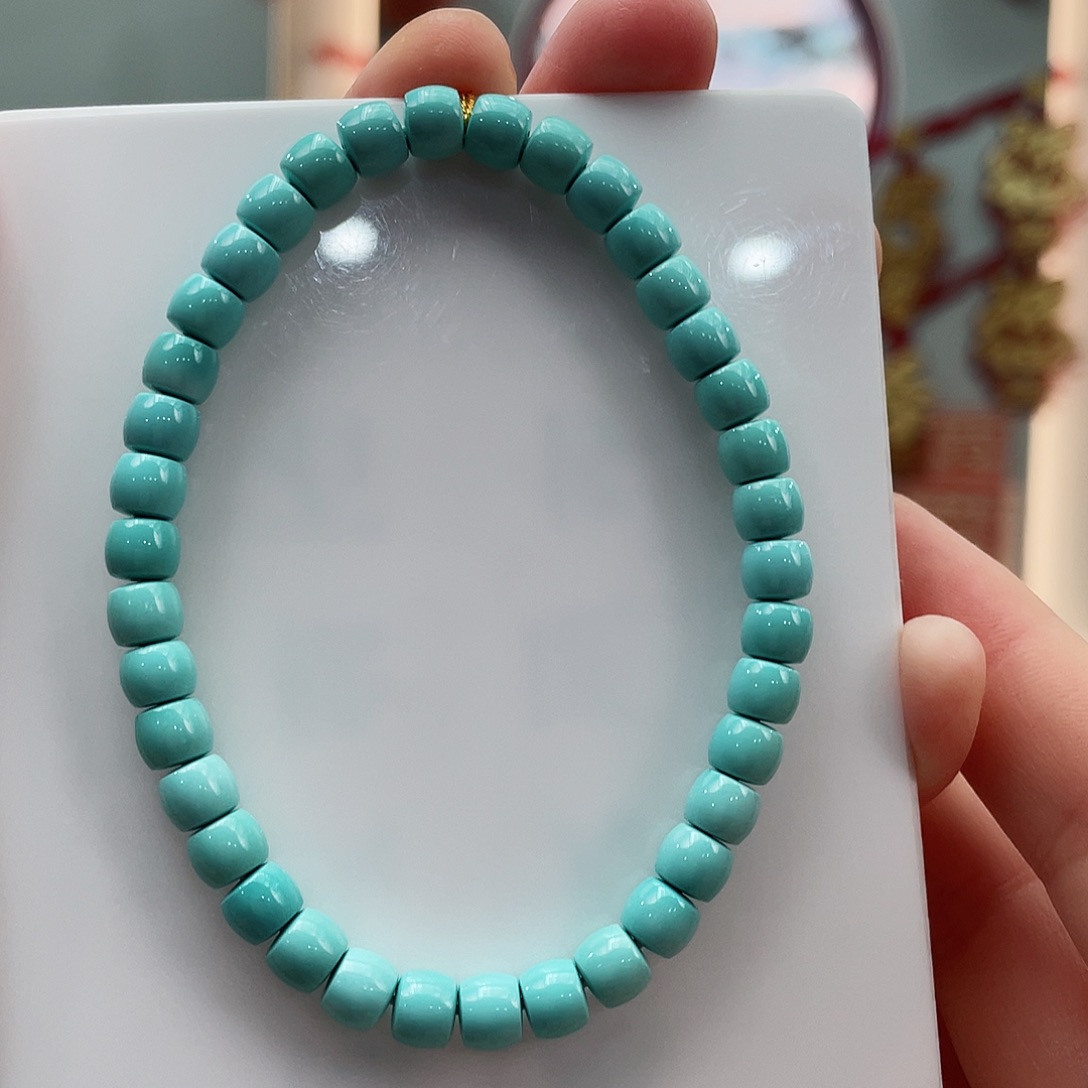 绿松石颈饰未镶嵌