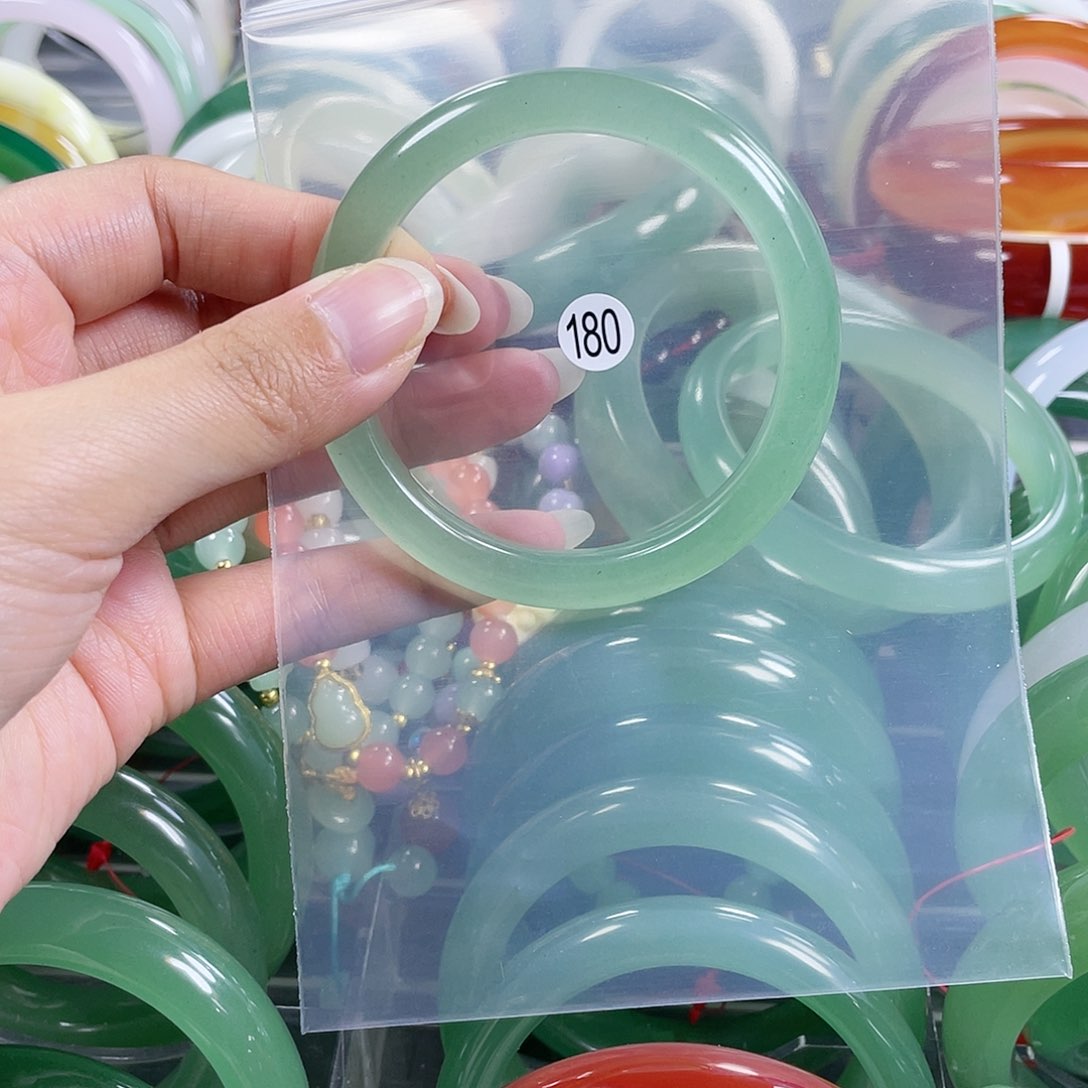 石英质玉手镯未镶嵌5354