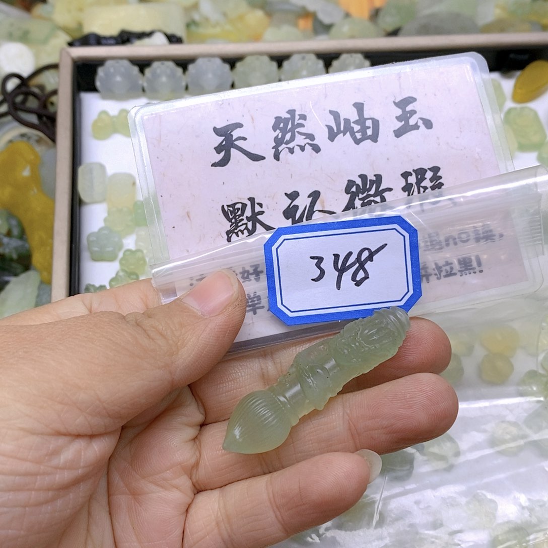 蛇纹石玉颈饰未镶嵌348