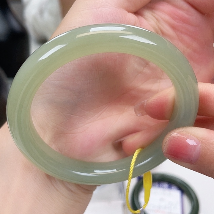 和田玉手镯5758未镶嵌