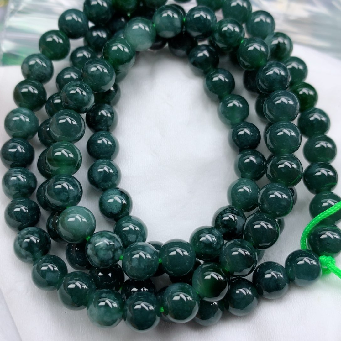 翡翠颈饰未镶嵌吊坠