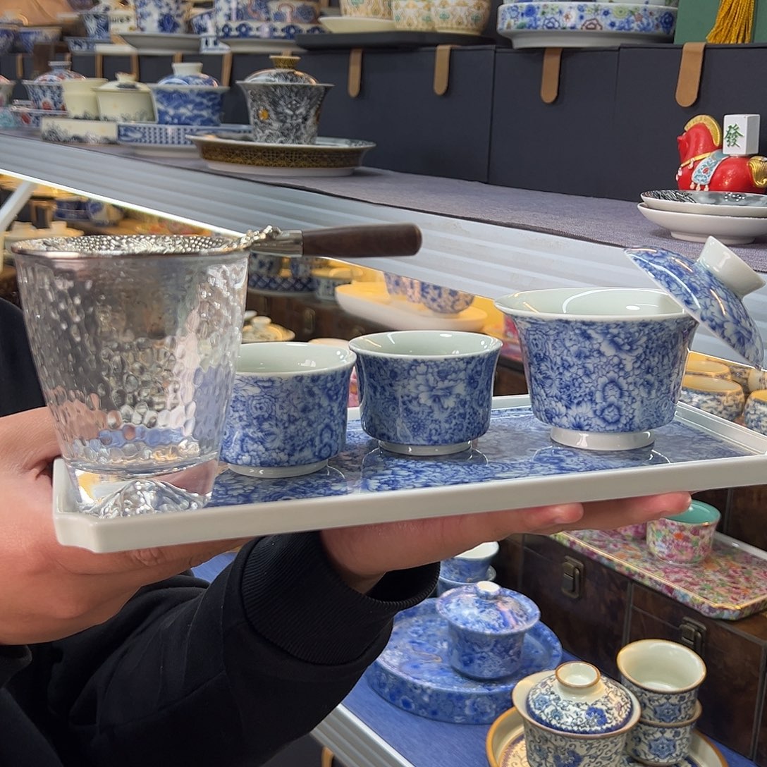 我们的目标是成为一个优秀的人