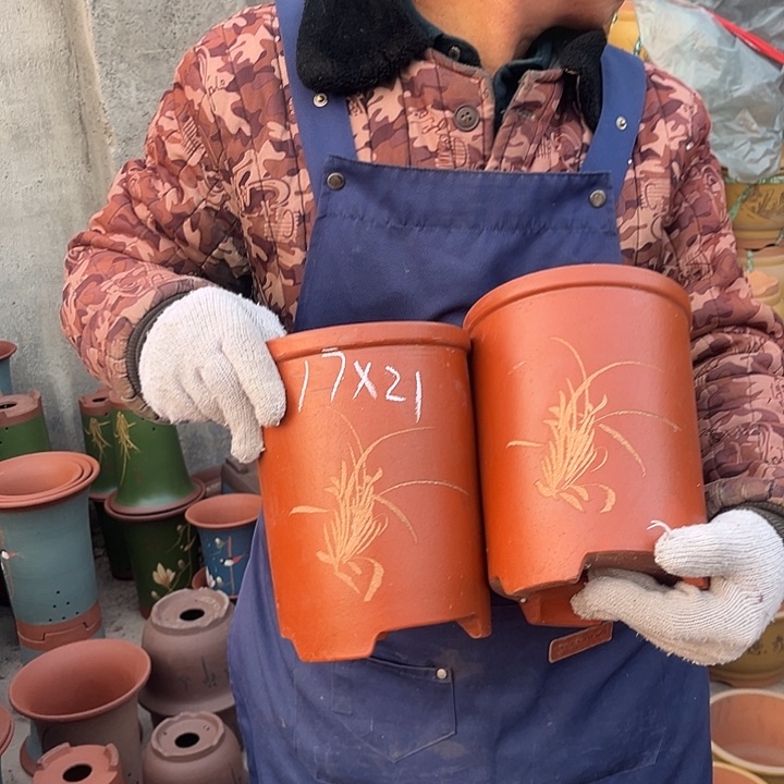 紫砂紫砂花盆是指利用