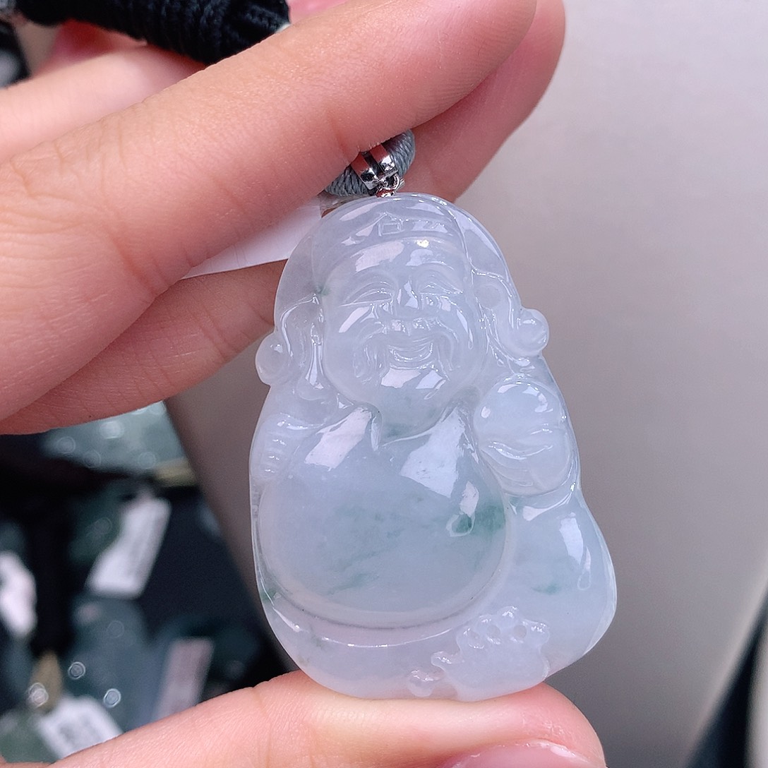 颈饰18K金镶嵌翡翠飘花大财爷