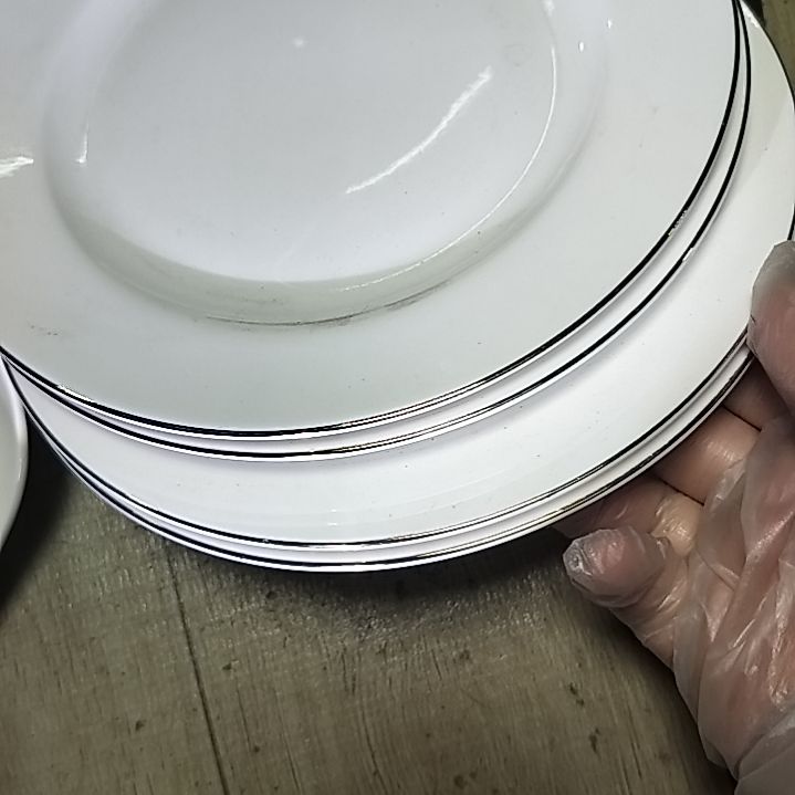 盘瓷片陶瓷杯盘壶碗都有