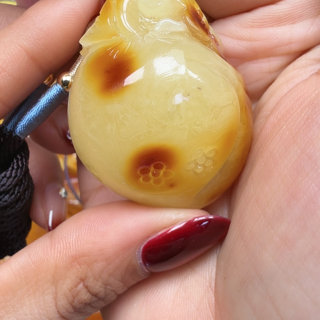 琥珀未镶嵌裸石你好