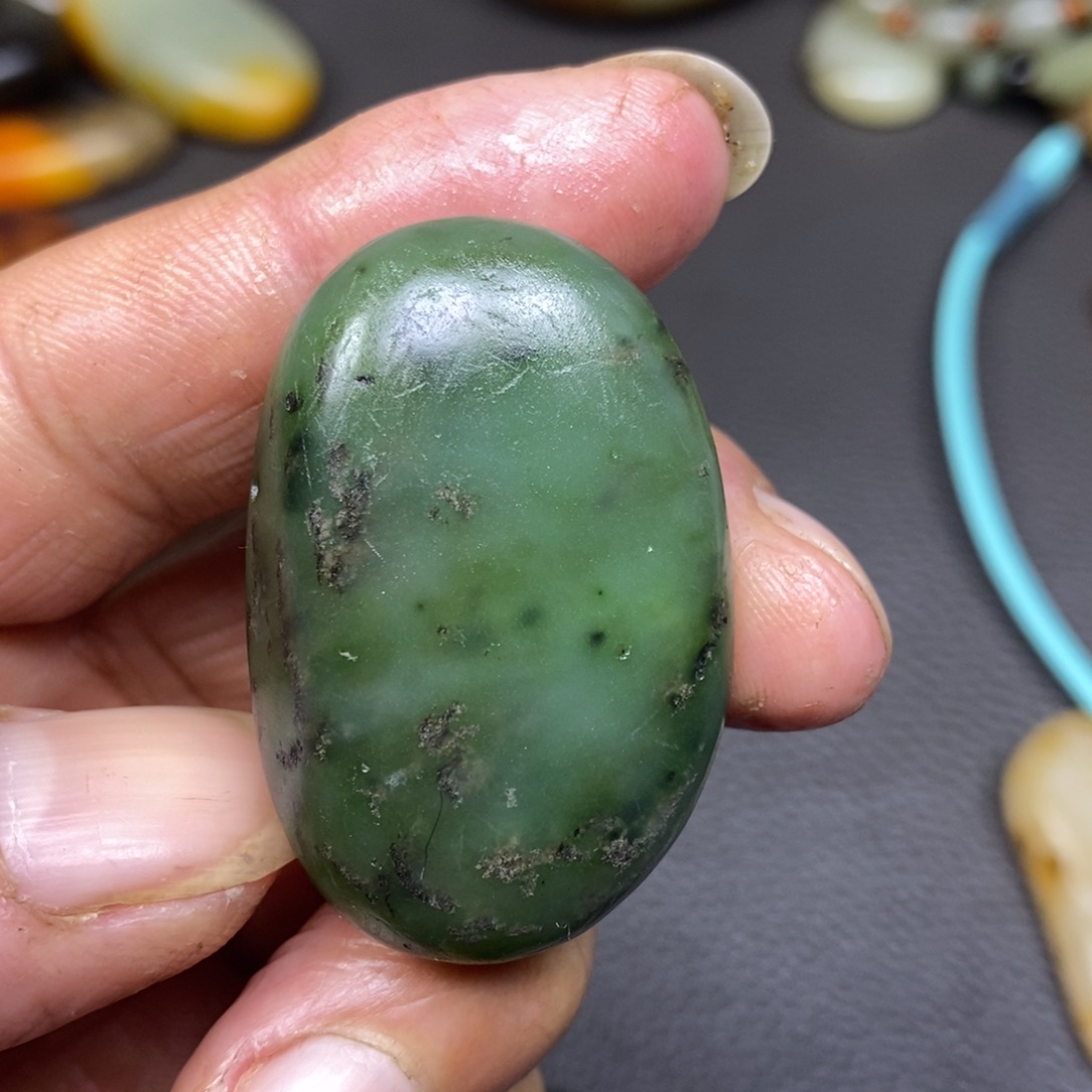 和田玉（糖玉）挂件未镶嵌